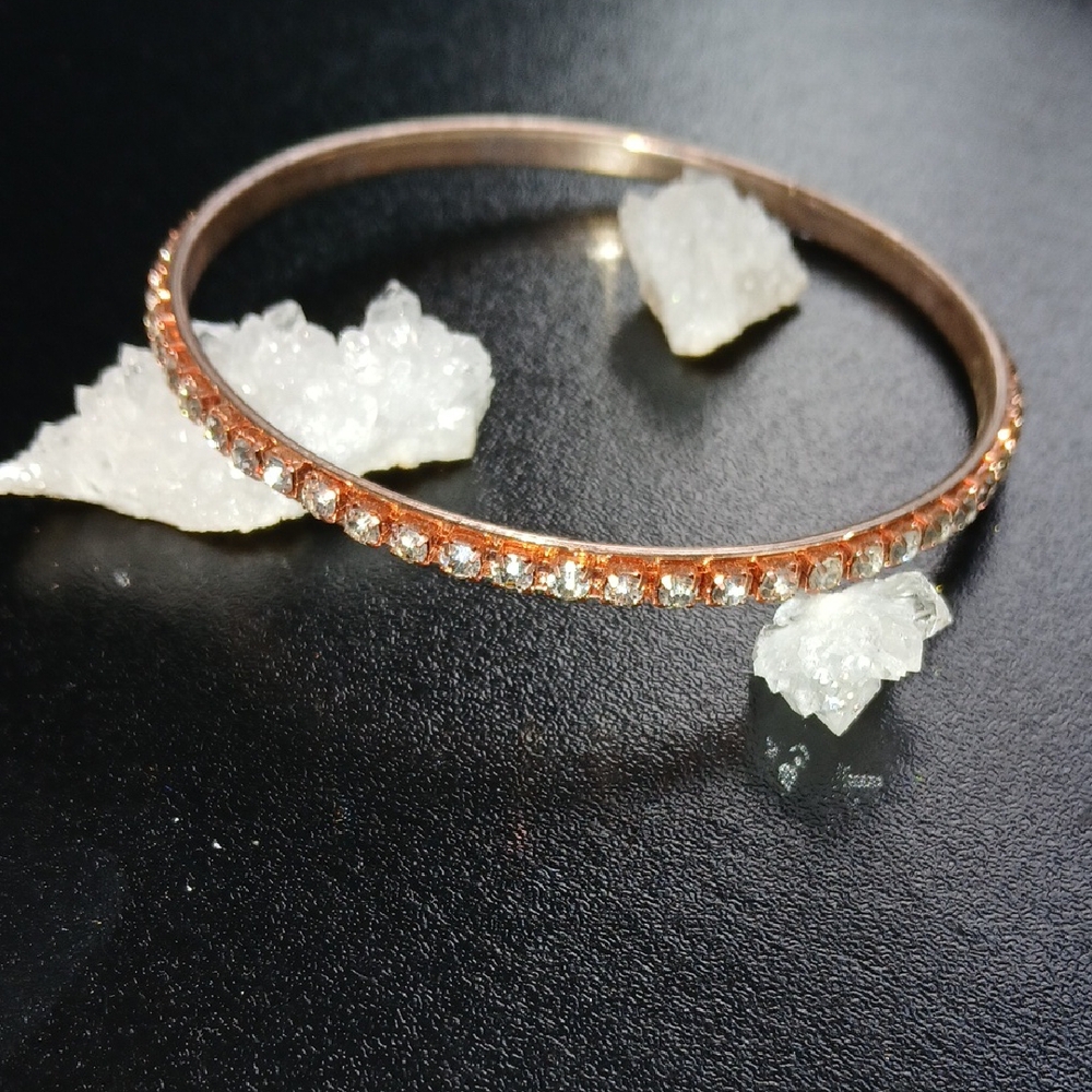 Elegant Rose Gold Bangle with Crystals